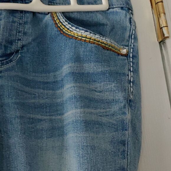 Squeeze  adjustable embroidered skinny jeans  Sz 14 - Picture 4 of 9